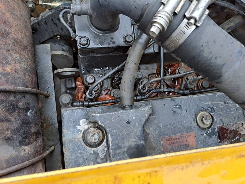 ขายรถแม็คโครkomatsu pc130-7 ใช้งานดี มีทะเบียน ราคา6.8แสน