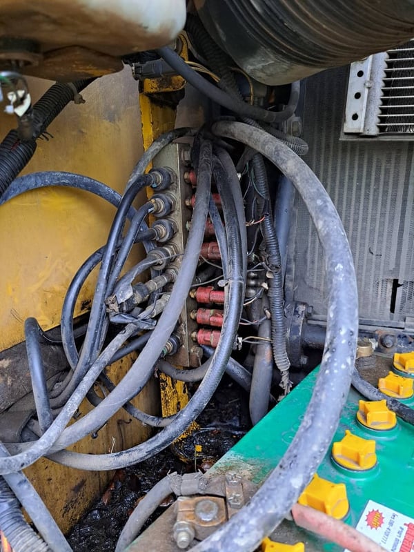 ขายรถแม็คโครkomatsu pc130-7 ใช้งานดี มีทะเบียน ราคา6.8แสน