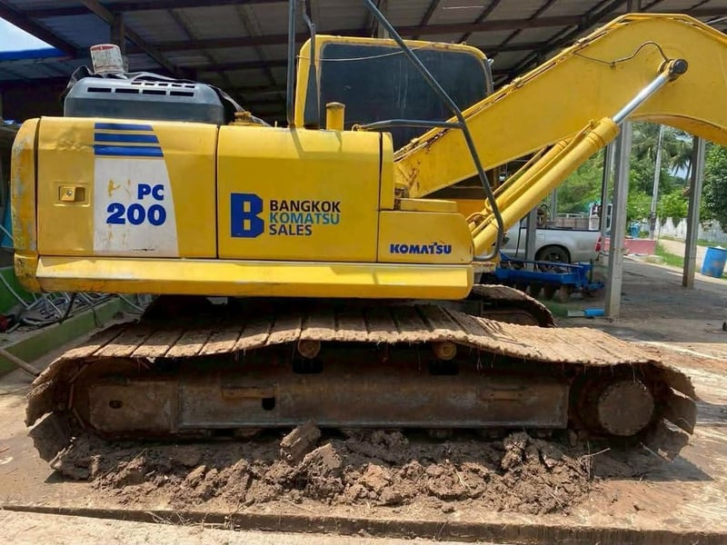 รถแม็คโครkomatsu pc160-8ใช้งานดี ใบซื้อvาย ราคา700,000