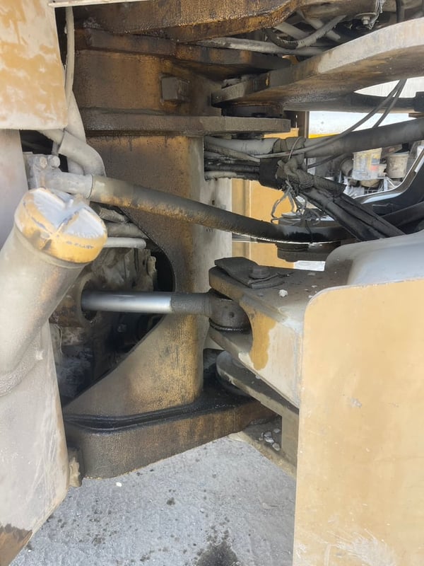 ขายรถตักล้อยาง CAT 966E ใช้งานได้ ใบซื้อขาย ราคา7.5แสน