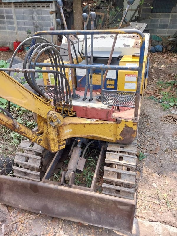 ขายรถแม็คโครkomatsu pc05-3 ใช้งานได้ดี ราคา120,000 ขายรถแม็คโครkomatsu pc05-3 ใช้งานได้ดี ราคา120,000