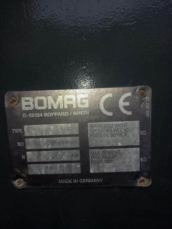 รถบด20ตัน sumitomo Bw219DH-3 มีทะเบียน ใช้งานดี ราคา1.4ล.บาท รถบด20ตัน sumitomo Bw219DH-3 มีทะเบียน ใช้งานดี ราคา1.4ล.บาท