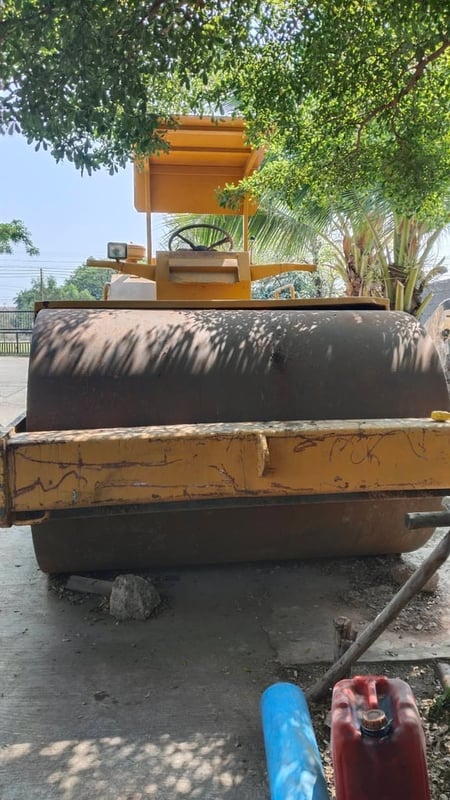 รถบด10ตัน sakai  1เพลา ใบซื้อvาย ใช้งานดีมาก ราคาถูกดีๆ3.9แสน