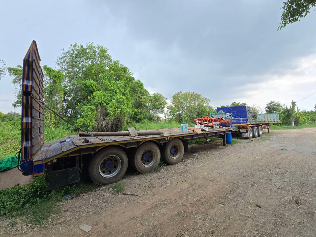 ขายหัวลาก พร้อมโลเบส hino  ss691a 440แรง มีทะเบียน ใช้งานดีราคา1,150,000 ขายหัวลาก พร้อมโลเบส hino  ss691a 440แรง มีทะเบียน ใช้งานดีราคา1,150,000