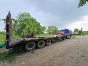 ขายหัวลาก พร้อมโลเบส hino  ss691a 440แรง มีทะเบียน ใช้งานดีราคา1,150,000