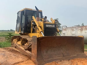 รถแทรกเตอร์,CAT D6G ใช้งานดี มีทะเบียน ราคา1.2ล.บาท รถแทรกเตอร์,CAT D6G ใช้งานดี มีทะเบียน ราคา1.2ล.บาท