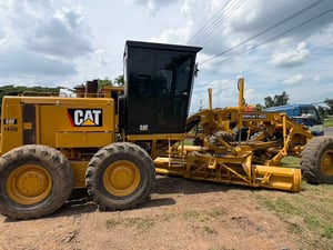 รถเกรดcat 5md 03630มีทะบียน ใช้งานดี ราคา1,850,000 รถเกรดcat 5md 03630มีทะบียน ใช้งานดี ราคา1,850,000