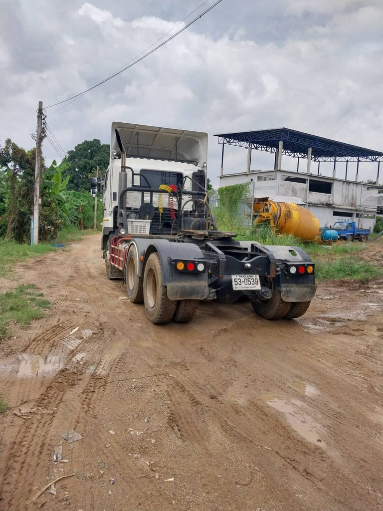 ขายหัวลาก พร้อมโลเบส hino  ss691a 440แรง มีทะเบียน ใช้งานดีราคา1,150,000 ขายหัวลาก พร้อมโลเบส hino  ss691a 440แรง มีทะเบียน ใช้งานดีราคา1,150,000