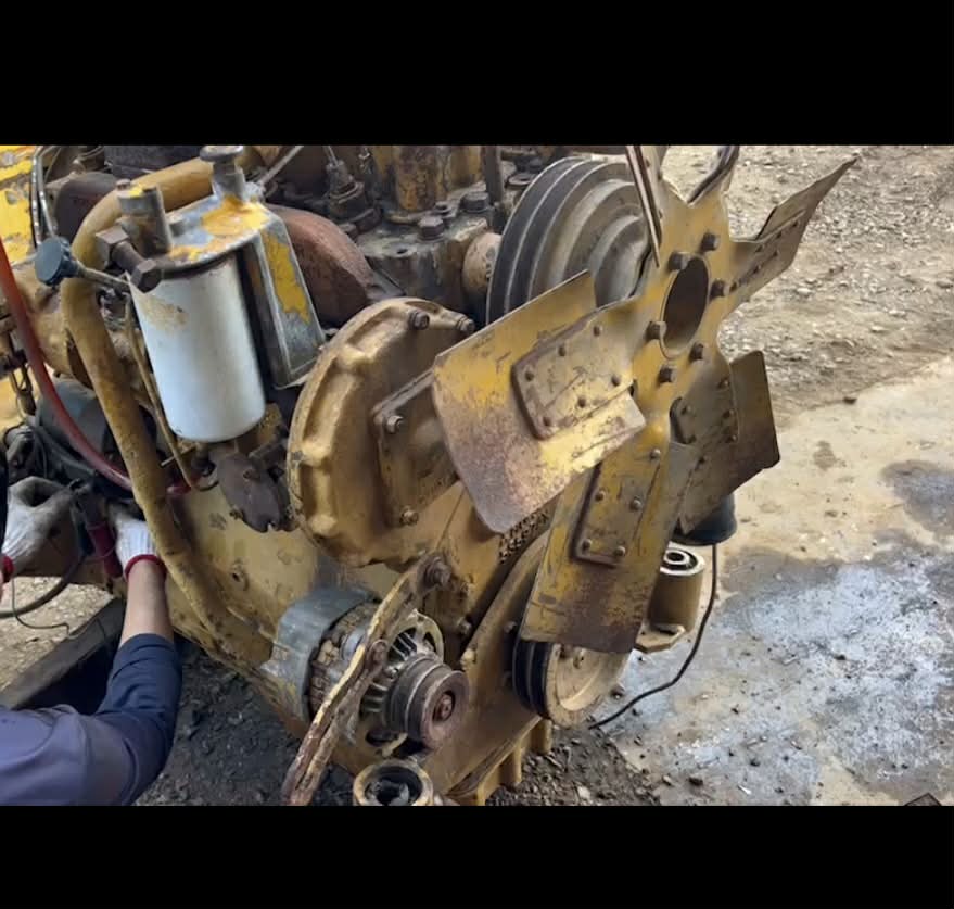 ขายเครื่องยนต์cat 920ใช้งานได้ ราคา79,000บ.