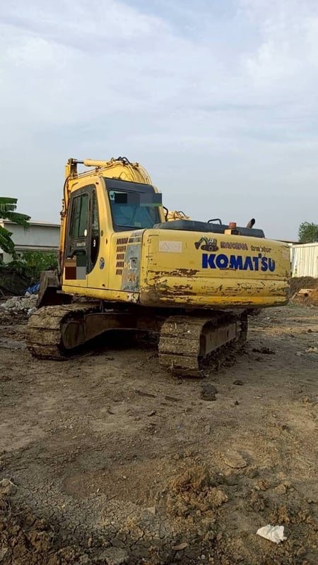 รถแม็คโครkommatsu pc120-6ใช้งานดี มีทะเบียน ราคาถูก4.8แสน0828703954  