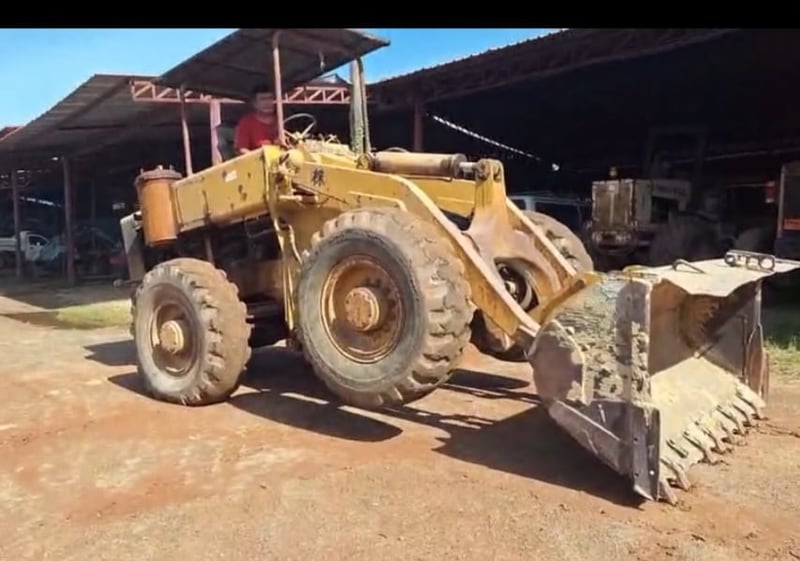 รถตักล้อยาง komatsu jh30 ใช้งานดี ใบซื้อขาย ราคา165,000