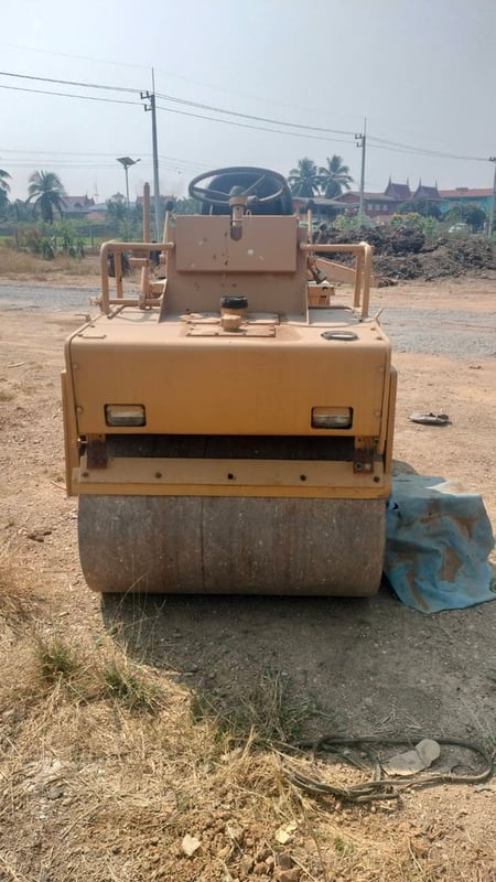 รถบด4ตันสั่นสะเทือน bomag 4ton ใช้งานดี ราคาถูกดีๆ195,000