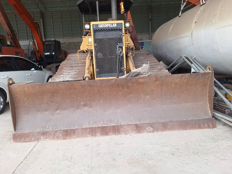 ขายรถแทรกเตอร์ CAT D5H ตีนเป็ด ใช้งานดี ใบอินวอย ราคา6.7แสน