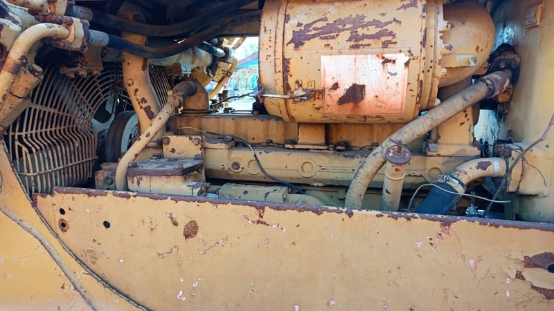 รถแทรกเตอร์CAT D6D 140แรง ใช้งานดี มีทะเบียน ราคา800,000 รถแทรกเตอร์CAT D6D 140แรง ใช้งานดี มีทะเบียน ราคา800,000