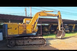 รถแม็คโครkomatsu pc120-2ใช้งานได้ดี ใบซื้อขาย ราคา165,000