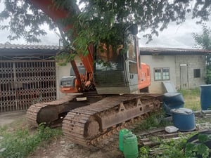 ขายรถแม็คโครHitashi zx200-1 ใช้งานได้ปกติ ใบซื้อขาย ราคาถูกดี3.7แสน ขายรถแม็คโครHitashi zx200-1 ใช้งานได้ปกติ ใบซื้อขาย ราคาถูกดี3.7แสน