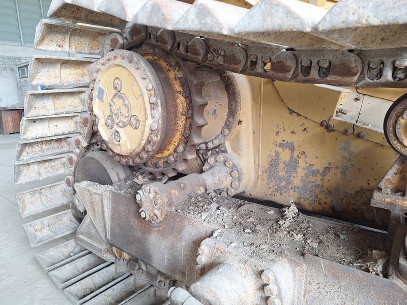 ขายรถแทรกเตอร์ CAT D5H ตีนเป็ด ใช้งานดี ใบอินวอย ราคา6.7แสน ขายรถแทรกเตอร์ CAT D5H ตีนเป็ด ใช้งานดี ใบอินวอย ราคา6.7แสน