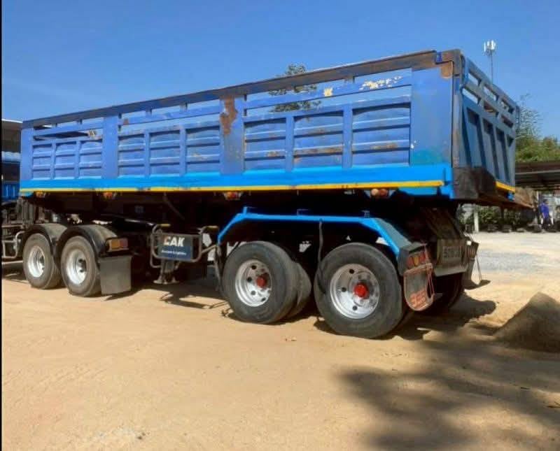 รถพ่วงเทเลอ hino fm2k 260แรง ใช้งานดี มีทะเบียน ราคาถูกดีๆๆ7.8แสน