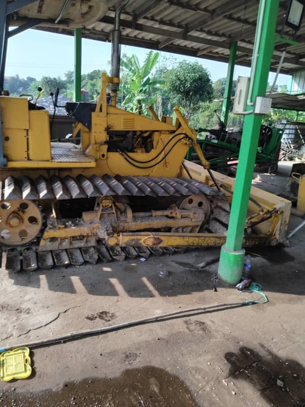 ขายรถแทรกเตอร์mitsubishi bd2g ตีนเป็ด ใบ70cm ใช้งานดี ราคา285,000