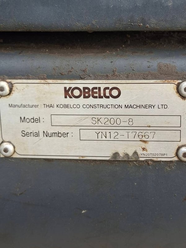 รถแม็คโครkobelco sk200-8ใช้งานดี มีทะเบียน รรคา8.8แสน