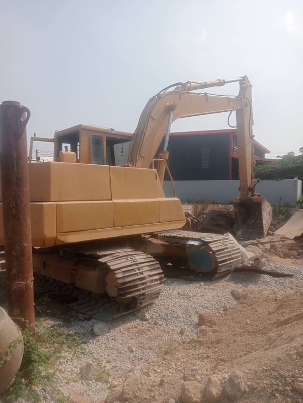 รถแม็คโครkonatsu pc120-3 ใช้งานดี ใบซื้อvาย ราคา2.2แสน