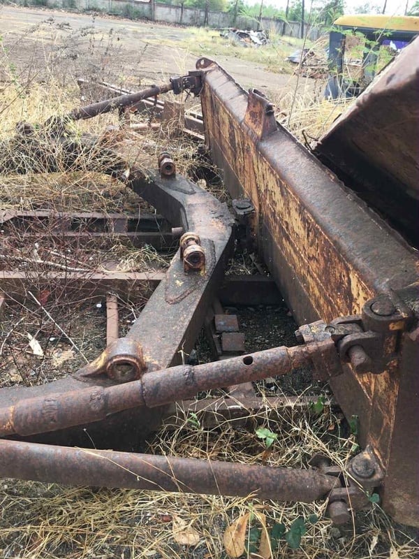 ขายรถตักล้อยาง komatsu D50s-15 เก่านอก ใช้งานได้ปกติ ใส่ใบมีด ราคา195,000 ขายรถตักล้อยาง komatsu D50s-15 เก่านอก ใช้งานได้ปกติ ใส่ใบมีด ราคา195,000