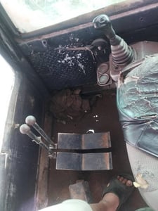 รถแม็คโครkomatsu pc120-5ใช้งานดี ใบซื้อvาย คอนโทรนสั้น ราคา3.2แสน