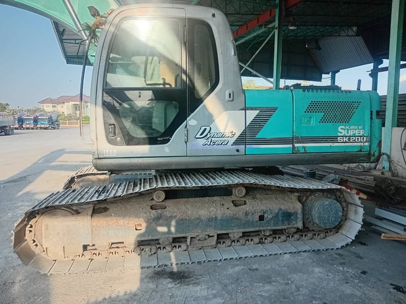 รถแม็คโครkobelco sk 200-6มีทะเบียน ใช้งานดี ราคา690,000