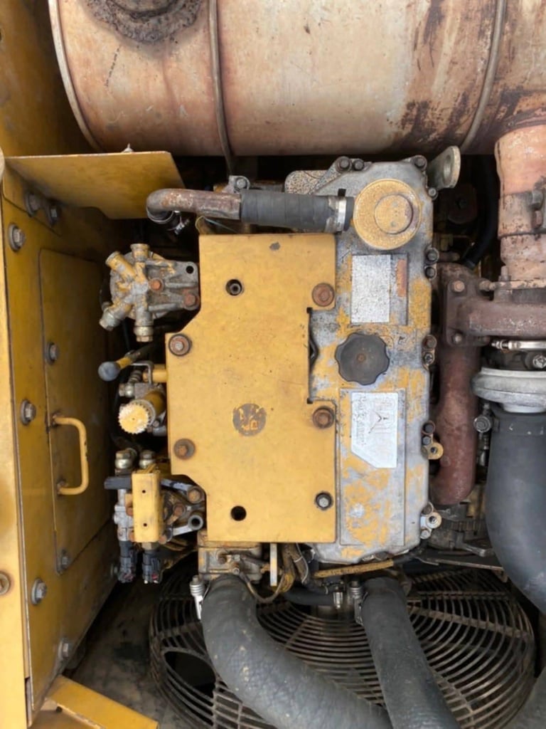 ขายรถแม็คโครcat 315D ใช้งานดี มีทะเบียน ราคา5.5แสน