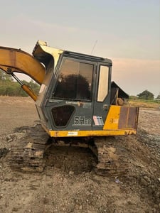 ขายรถแม็คโครบูมยาว sumitomo60 ใช้งานดี ใบซื้อขาย ราคา130,000