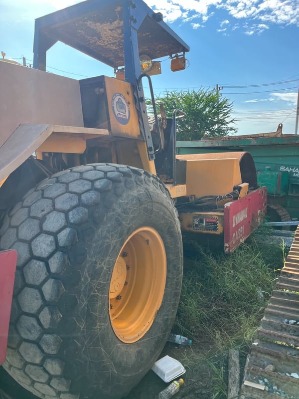 ขายรถบด10ตัน Dynapac ca25 ใช้งานดี มีทะเบียน ราคา5.5แสน ขายรถบด10ตัน Dynapac ca25 ใช้งานดี มีทะเบียน ราคา5.5แสน