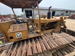 รถแทรกเตอร์CAT D5B 10z ใช้งานดี ใบซื้อvาย ราคา6.4แสน