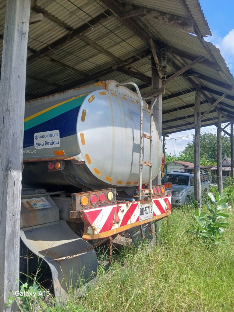 รถน้ำ10ล้อ2เพลา Hino 210แรง ใช้งานดี มีทะเบียน ราคา595,000 รถน้ำ10ล้อ2เพลา Hino 210แรง ใช้งานดี มีทะเบียน ราคา595,000