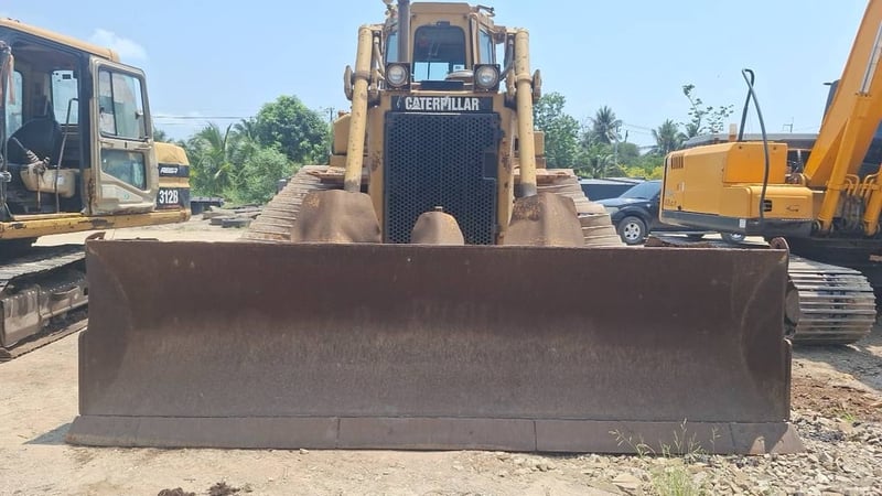 รถแทรกเตอร์CAT D6H ตีนเป็ด ใช้งานดี ใบอินวอย ราคา1,350,000