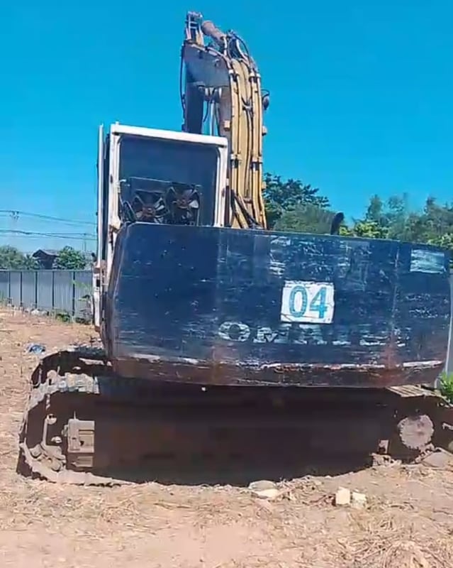 รถแม็คโครkomatsu pc120-5 ใช้งานได้ปกติ ใบซื้อขาย ราคา285,000