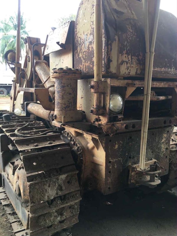 ขายรถตักล้อยาง komatsu D50s-15 เก่านอก ใช้งานได้ปกติ ใส่ใบมีด ราคา195,000 ขายรถตักล้อยาง komatsu D50s-15 เก่านอก ใช้งานได้ปกติ ใส่ใบมีด ราคา195,000