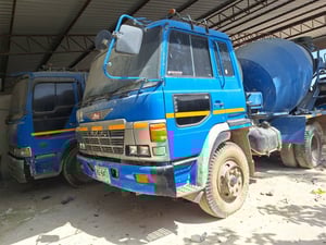 ขายรถโม่ปูน 10ล้อHino fs1fka 260แรงมีทะเบียน ราคา490,000