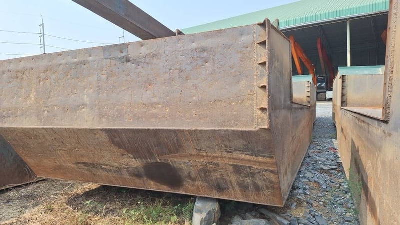 ขายโป๊ะ200ก.3ม.ย12ม. พร้อมอุปกรณ์สภาพดี ราคา8.5แสน ขายโป๊ะ200ก.3ม.ย12ม. พร้อมอุปกรณ์สภาพดี ราคา8.5แสน