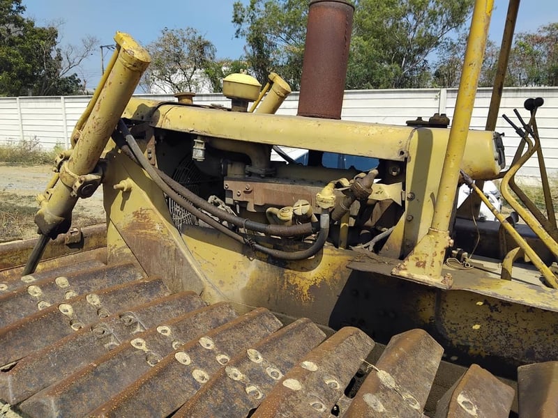 ขายรถ แทรกเตอร์CAT D4D ตีนเป็ด ใช้งานดีมากด ใบซื้อขายราคาถูกดีๆๆ139,000