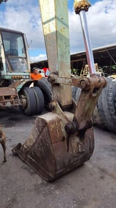 รถแม็คโครล้อยางkobelco ใช้งานดี มีทะเบียน ราคา400,000