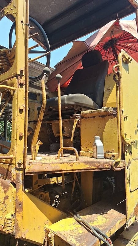 รถเกรดเดอรmitsubishi MG03 ใบซื้อvาย ไม่มีแบต ใช้งานปกติ ราคา249,000