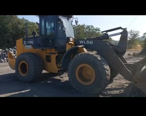 ขายรถตักล้อยาง.Deere wl56 ใช้งานดี ใบอินวอย ราคา1,250,000 ขายรถตักล้อยาง.Deere wl56 ใช้งานดี ใบอินวอย ราคา1,250,000