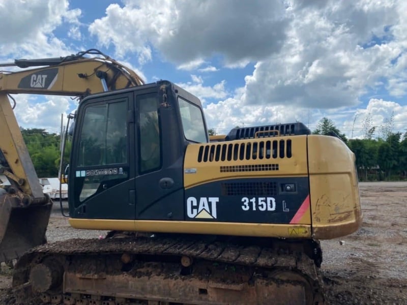 ขายรถแม็คโครcat 315D ใช้งานดี มีทะเบียน ราคา5.5แสน