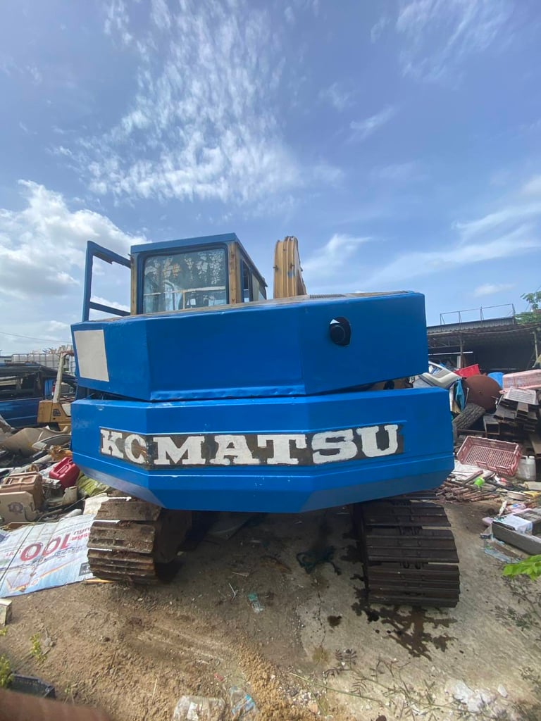 ขายรถแม็คโคร komatsu pc60-5 ใช้งานได้ดี ใบซื้อขาย ราคาถูกดี185,000