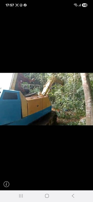 รถแม็คโครkomatsu pc20-5 ใช้งานดี ใบซื้อvายราคา1.3แสน