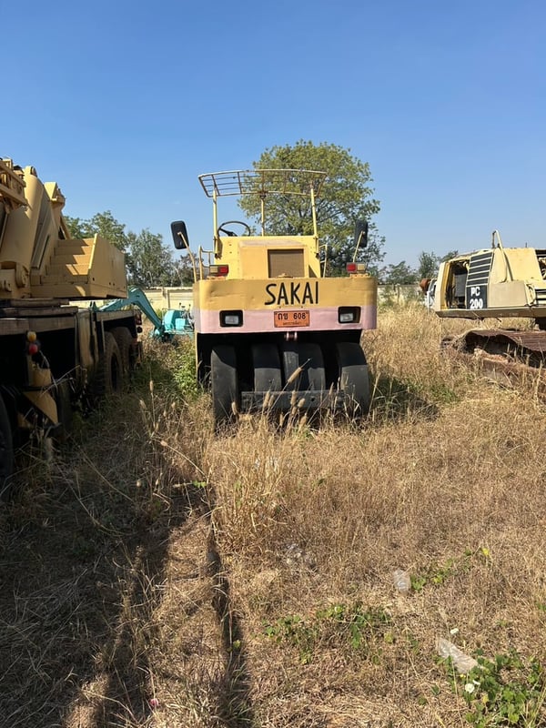 ขายรถบดsakai ts200 ใช้งานดี มี้ล่มทะเบียน ราคา 550,000 ขายรถบดsakai ts200 ใช้งานดี มี้ล่มทะเบียน ราคา 550,000