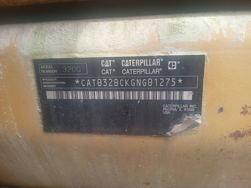 รถแม็คโครCAT 320c  ใช้งานดี มีทะเบียน ราคา4.6แสน รถแม็คโครCAT 320c  ใช้งานดี มีทะเบียน ราคา4.6แสน