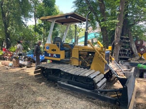 รถแทรกเตอร์komatsu D20pl-6ใบ70 ใช้งานดี ใบซื้อvายราคา230,000 รถแทรกเตอร์komatsu D20pl-6ใบ70 ใช้งานดี ใบซื้อvายราคา230,000