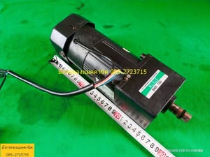 มอเตอร์เกียร์  ขนาด 60W  ใช้ไฟบ้าน 220V  ความเร็วรอบ 15 รอบต่อนาที  สภาพดี ใช้งานได้ปกติ ราคา 1,000 บาทไม่รวมส่ง มี 1 ตัว
