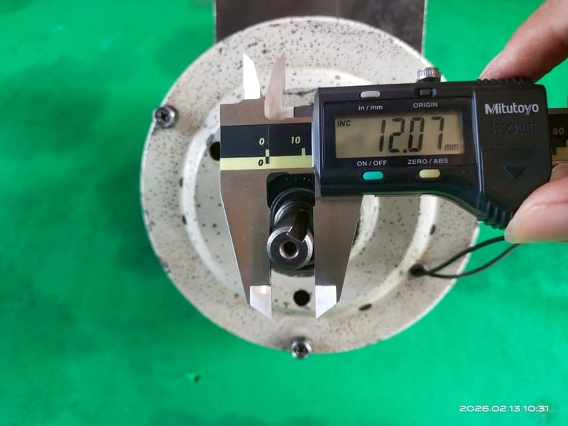 คลัทช์ไฟฟ้า มิตซูบิชิ ใช้ไฟ 24VDC  สภาพดี ใช้งานได้ปกติ ราคา 600 บาทไม่รวมส่ง